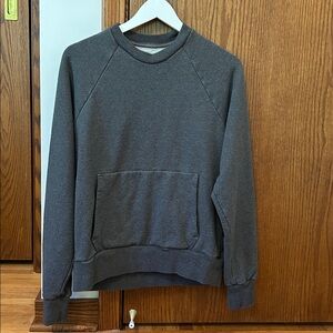 Everlane Organic Cotton Sweatshirt in Gray - Men’s size small